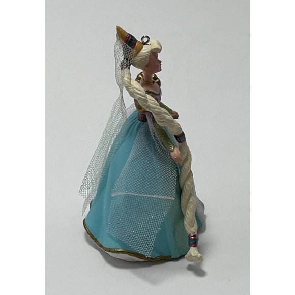 HALLMARK KEEPSAKE ORNAMENT BARBIE RAPUNZEL 1997 CHILDREN'S COLLECTORS SERIES - Picture 4 of 12